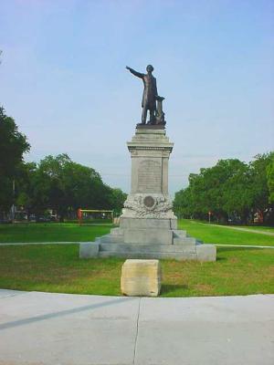 JeffDavisMonument.jpg