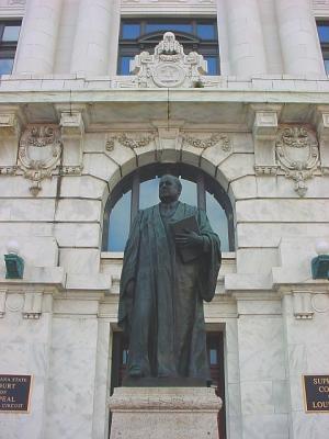 CourtOfAppealsStatue.jpg