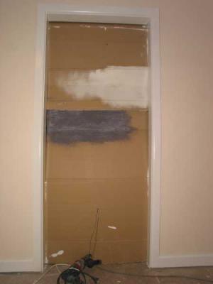 patent pending door design (with closing device)
