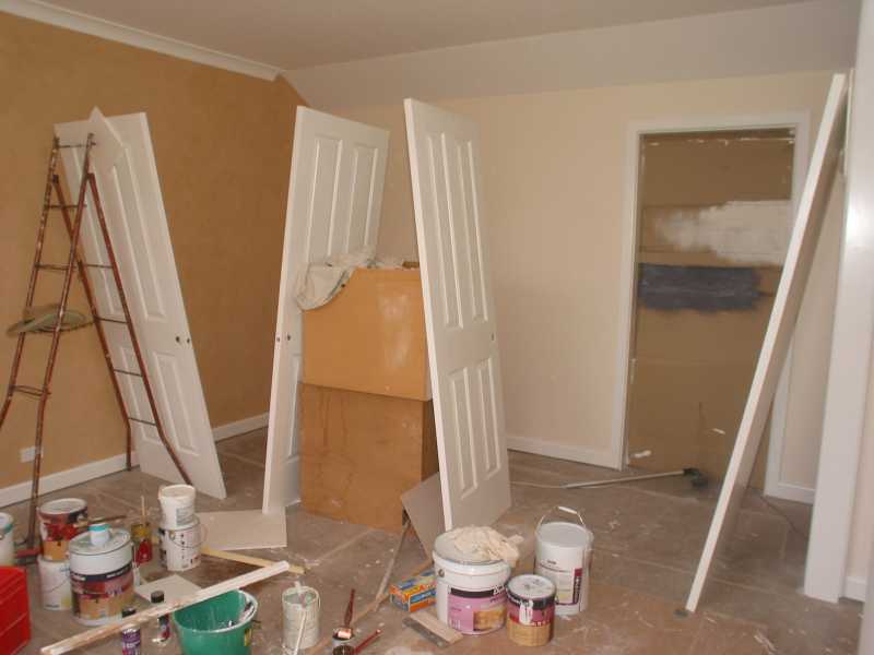 door-painting city