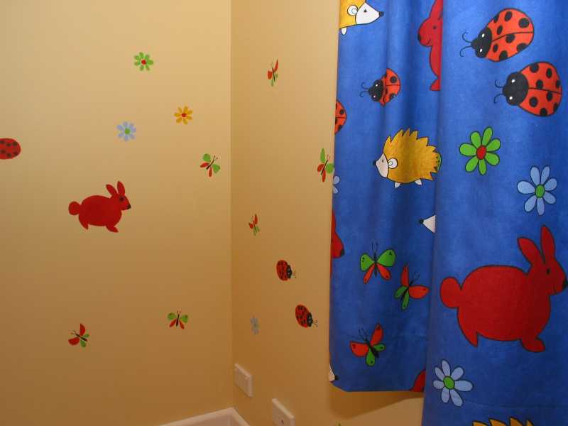 stenciling detail