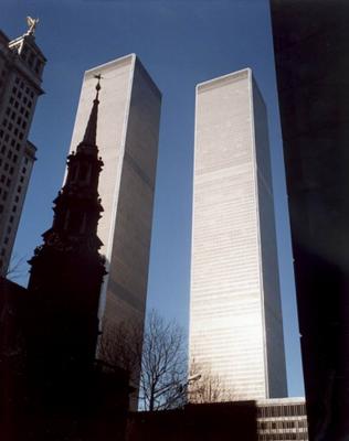 WTC behindSt. Pauls Chapel