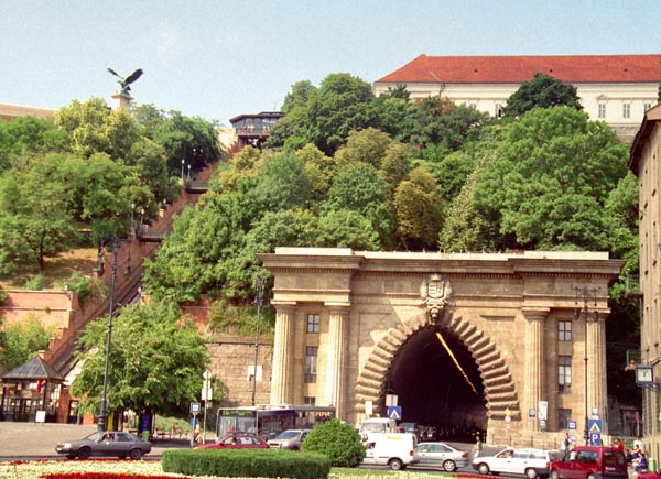 Clark Adam Square and the tunnel at the base of Castle Hill (Varhegy), Buda