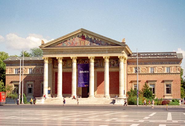 Museum of Fine Arts, Heroes Square, Budapest