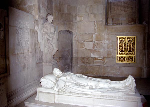 Lord Kitchener (1850-1916) in the crypt of St. Pauls, London