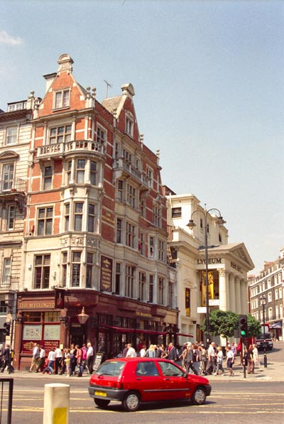 The Wellington and The Lyceum, Strand/Aldwich