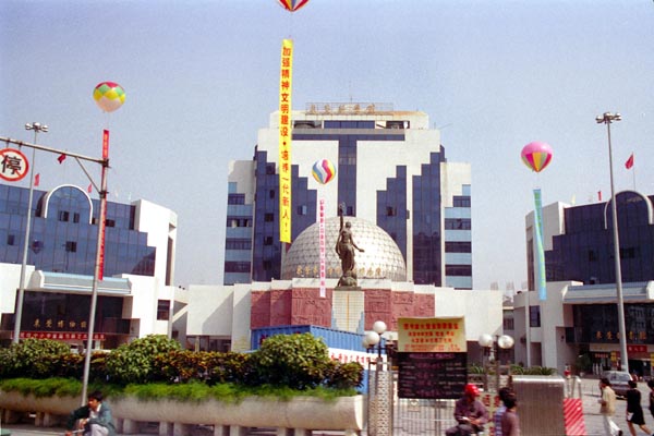 We stopped for lunch in Dongguan, a small city of over a million inhabitants