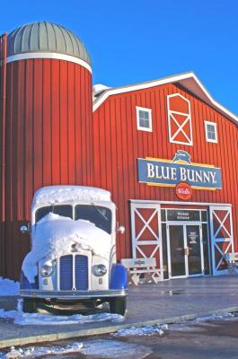 A Blue Bunny Welcome to Le Mars - Summer or Winter!