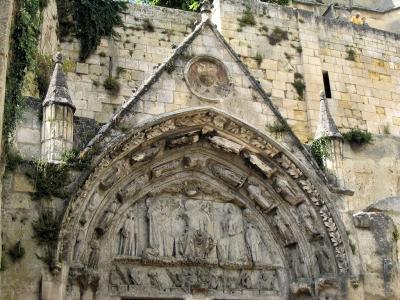 St.-milion: Gothic portal