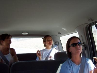 u46/candreae/medium/33926611.TaliaGebhardtRachelMankandBridgetteHagertyonRanao.jpg