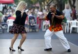 9-16-04<br>Salsa Dancers
