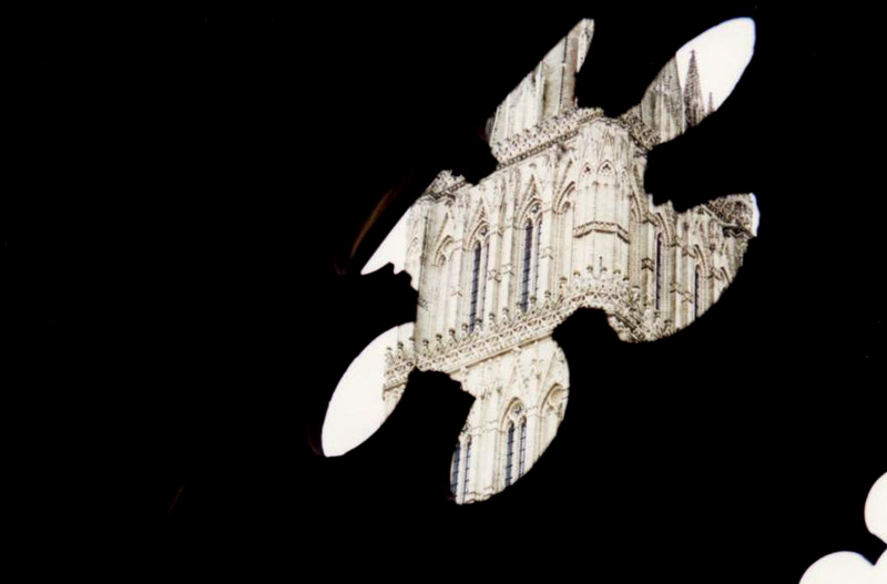 Sony 68<br>Openings<br>an opening to heaven_salisbury cathedral