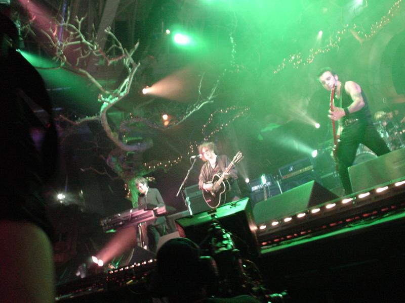Icon200406.jpg