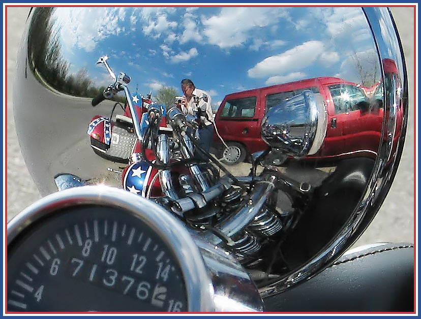 <strong>Blue White Red 71376</strong><font size=-1>.2</font>