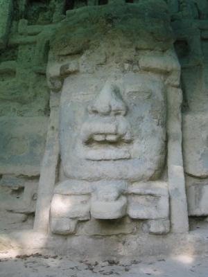1214 b0117 mask temple at lamanai.jpg