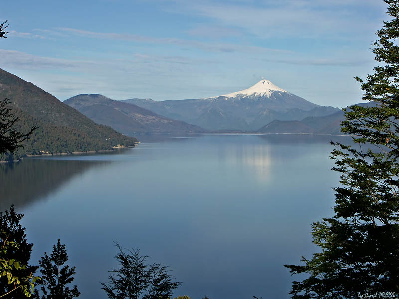 Lago Colico and Volcano Villarica