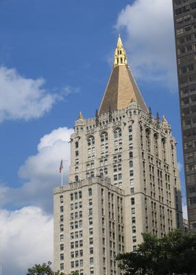 Madison Square j