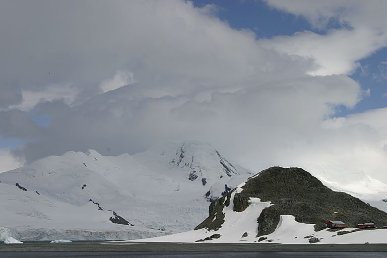 CRW_9441_RT8.jpg