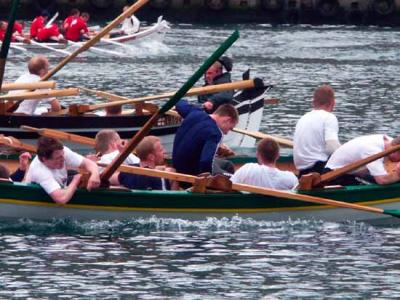 faroese_row_boat