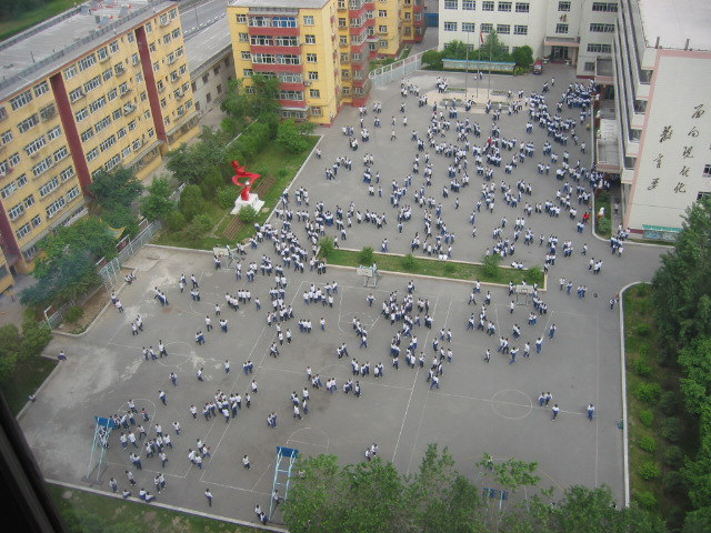 Urumqi students 3.jpg