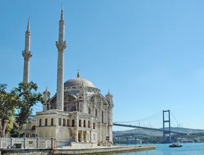 Mecidiye Camii, Bosphorus Bridge