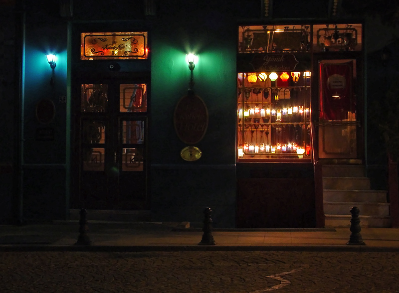 The Lamp Shop (Night Challenge)