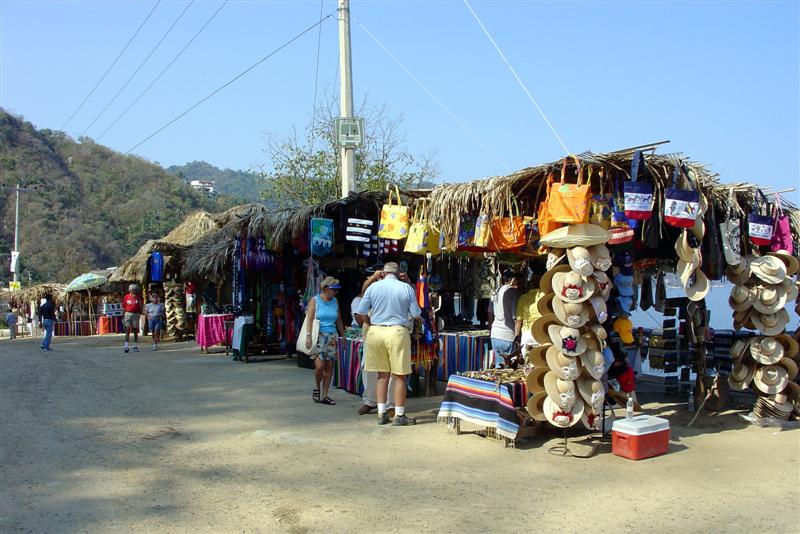 DSC01703 - Vendor stalls at the Los Arcos stop