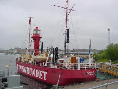 Light Boat