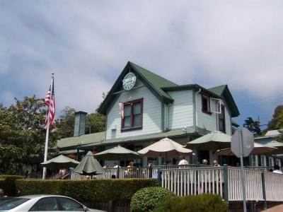 Summerland Beach Cafe.jpg
