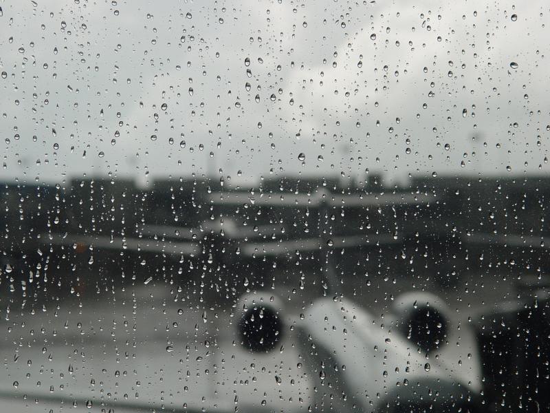 Airplanes in Rain