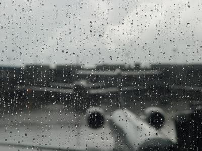 Airplanes in Rain