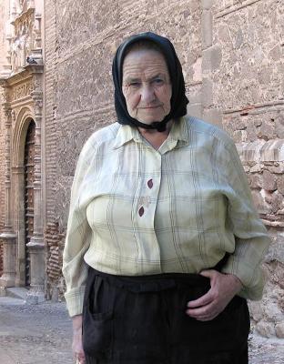  Woman Wearing a Scarf
