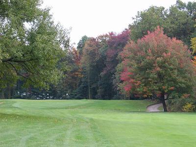 golf_15th_wamp_oct04.jpg