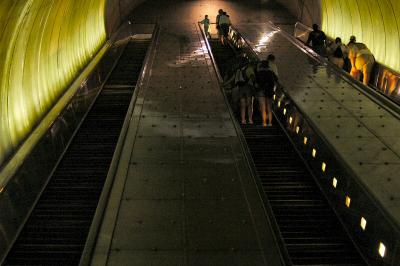 Metro Escalators  4560a