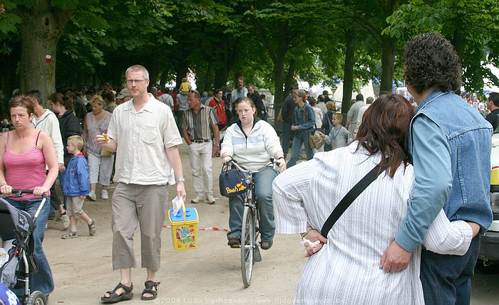 Turnhout - 30.5.2004 - Stadspark rommelmarkt en stadsparkfeesten