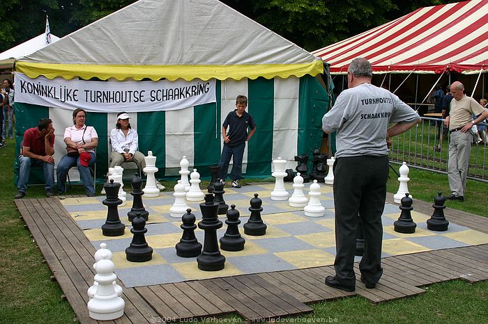 Turnhout - 30.5.2004 - Stadspark rommelmarkt en stadsparkfeesten