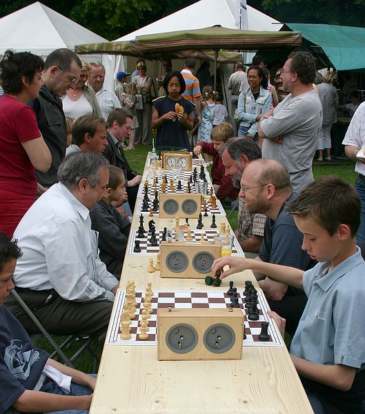 Turnhout - 30.5.2004 - Stadspark rommelmarkt en stadsparkfeesten