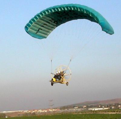 u46/matancom/medium/29923193.Yuval_flying.jpg