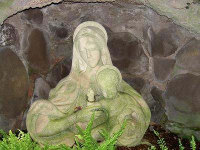 Woman Child Statue at Self Realization CA