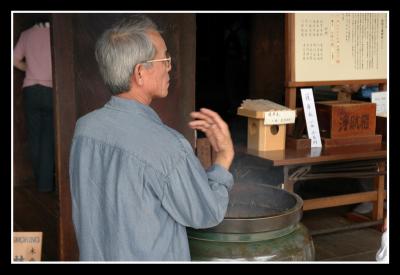 u46/mdaveau/medium/33881586.Kyoto10.jpg