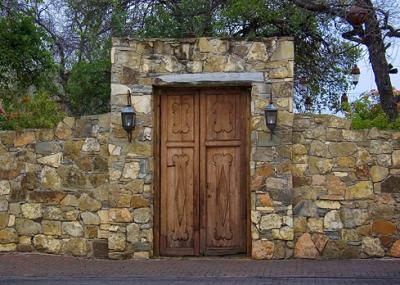 Laredo Stone Wall
