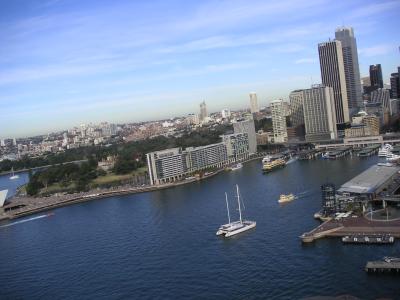 ... Sydney Harbour Bridge >>