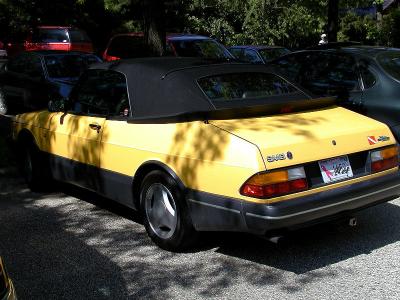 Yellow Saab.jpg(457)