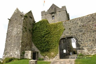 047_Front_gate.jpg
