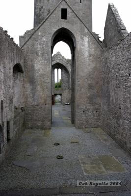 02_Quinn_Abbey.jpg