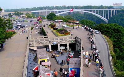 u46/patliu/medium/33938750.NIAGARAFALL6.jpg