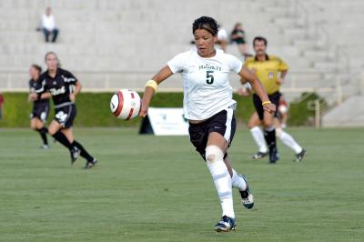  2004 Wahine Soccer