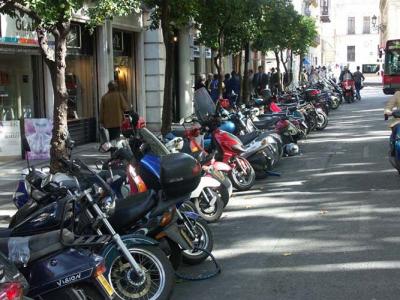 Motos in Seville.jpg