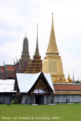 Phra Si Rattana Chedi, Phra Maha Mondop and the Royal Pantheon at Wat Phra Kaeo, the Temple of the Emerald Budda