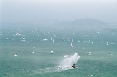 u46/sfbay_sail/medium/4358026.308TallShipParade.jpg